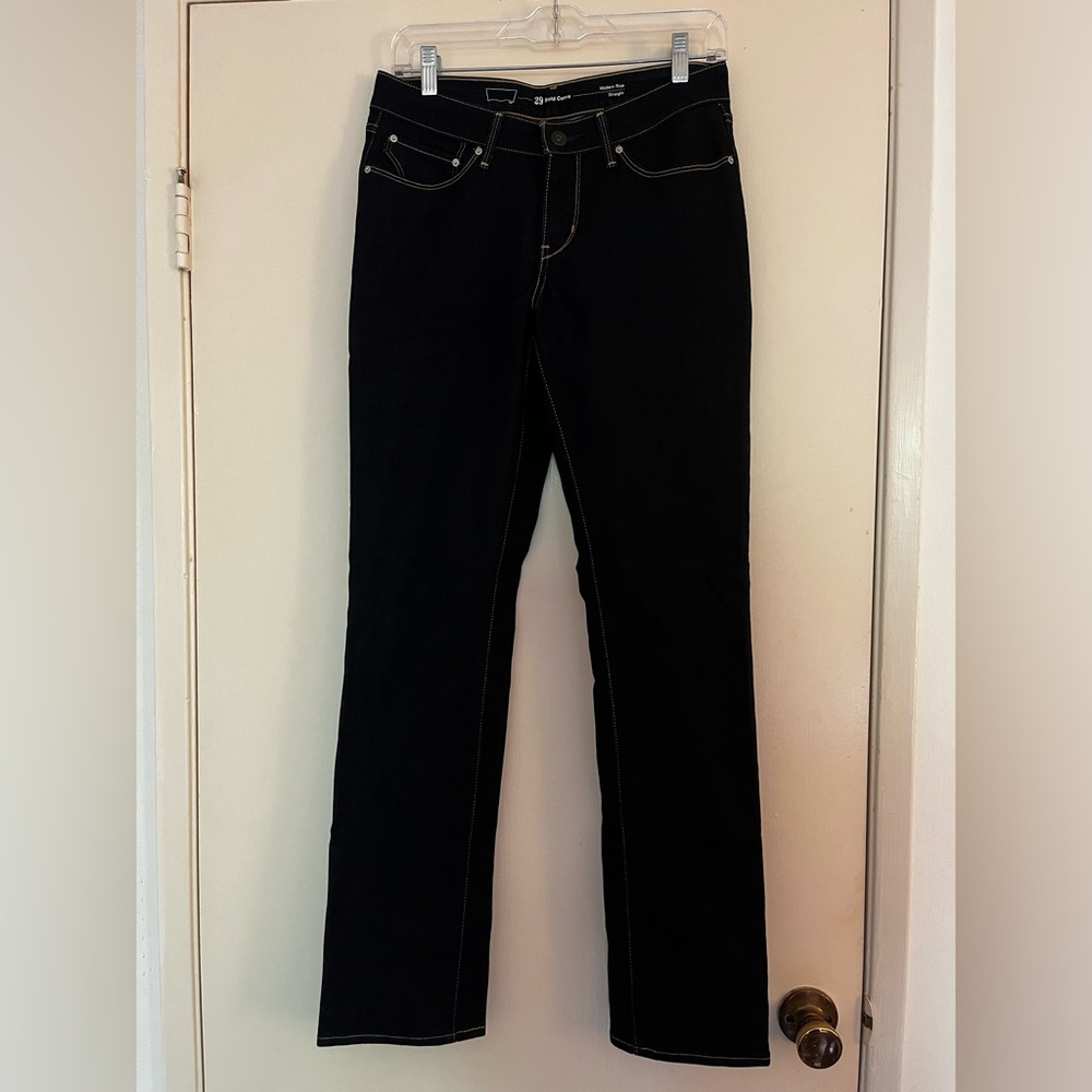 Levi’s Women's Straight Leg Jeans